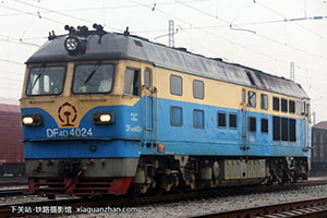 4D-4024 DF4D-4024 