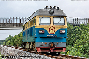 ����4D-4042 DF4D-4042 ��������