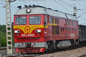 4D-4082 DF4D-4082 Ŧ·