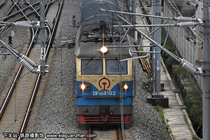 4D-4102 DF4D-4102 Ͼָ