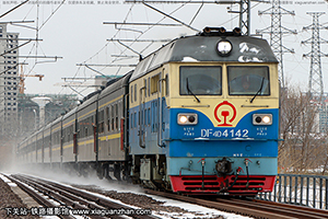 4D-4142 DF4D-4142 ֻ