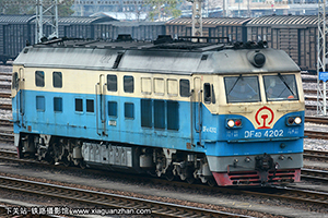 4D-4202 DF4D-4202 Ͼָ