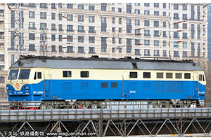 ����4D-4204 DF4D-4204 ���־���