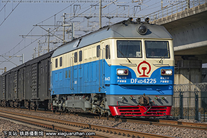4D-4225 DF4D-4225 Ͼֺ
