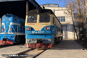 4D-4237 DF4D-4237 ˹