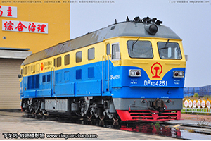 4D-4251 DF4D-4251 Դ