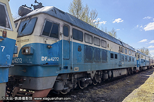 4D-4272 DF4D-4272 ͨ