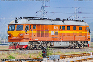 4D-4353 DF4D-4353 ·
