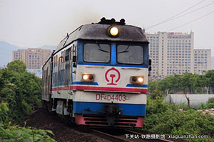 4D-4403 DF4D-4403 ¶