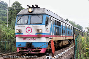4D-4404 DF4D-4404 ¶