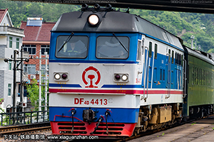 4D-4413 DF4D-4413 ¶