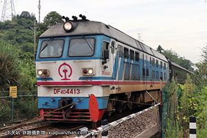 4D-4413 DF4D-4413 ¶