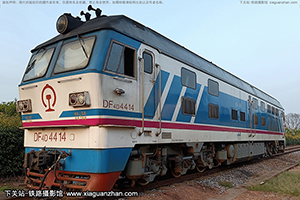 4D-4414 DF4D-4414 ¶
