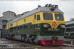 4D-7001 DF4D-7001 