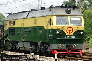 4D-7002 DF4D-7002 