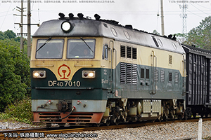 4D-7010 DF4D-7010 