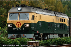 4D-7016 DF4D-7016  