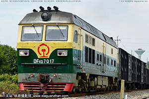 4D-7017 DF4D-7017 