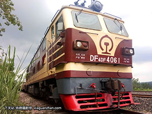 4DF-4061 DF4DF-4061 ·