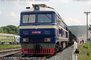 8-0132 DF8-0132 ĵ