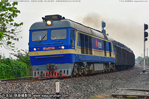 8B-5724 DF8B-5724 ·