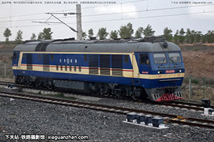 8B-5782 DF8B-5782 ·