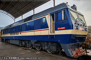 8B-5881 DF8B-5881 ·