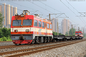 GC-220-07032 人Ź
