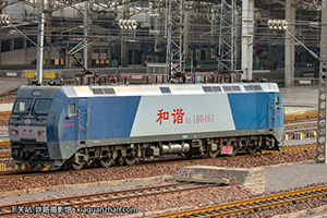 г1B-0461 HXD1B-0461 ֣֣