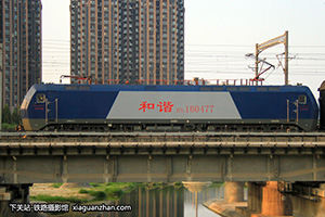 г1B-0477 HXD1B-0477 ֣֣