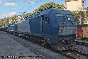 ��г��1C-0261 HXD1C-0261 �Ͼ�ӥ��