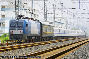 г1C-0553 HXD1C-0553 ߶