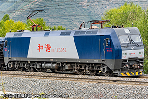 г1C-3052 HXD1C-3052 