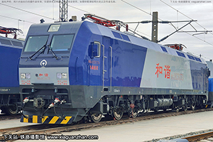 г1C-3173 HXD1C-3173 ظ