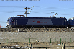 г1C-3237 HXD1C-3237 ظ