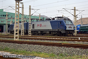 ��г��2-1002 HXD2-1002 ��������