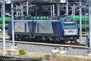 ��г��2-1553 HXD2-1553 ��������