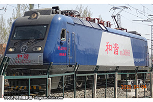 г3-0869 HXD3-0869 þ