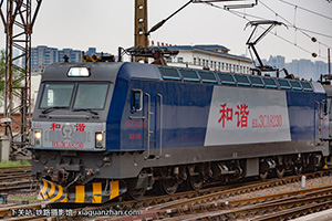 г3CA-8230 HXD3CA-8230 ֣