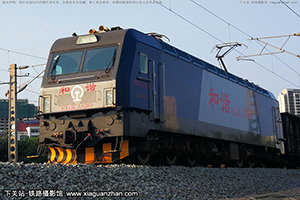 г3CA-8389 HXD3CA-8389 þ