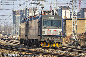 г3CA-8446 HXD3CA-8446 þ