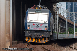 ��г��3CA-8570 HXD3CA-8570 ������