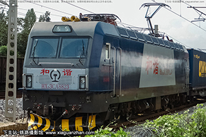 г3CA-8823 HXD3CA-8823 þ