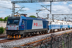 г3CA-8886 HXD3CA-8886 þ