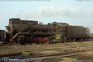  JS-8245 Ϫ