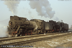  JS-8252 Ϫ