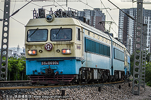 ɽ4-0690 SS4-0690 ̫̫