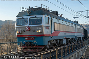 ɽ4-1100 SS4-1100 й