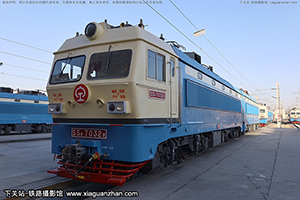 ��ɽ4-7032 SS4-7032 ���ְ���