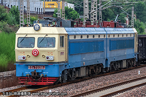 ��ɽ4-7038 SS4-7038 ���ְ���